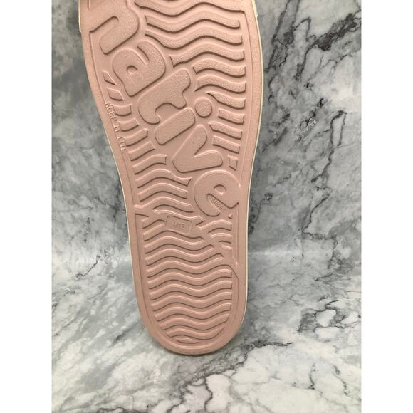 Native Shoes Mens 12 Chameleon Pink Jefferson Slip On Sneaker Perforated P2-68 - Picture 6 of 9